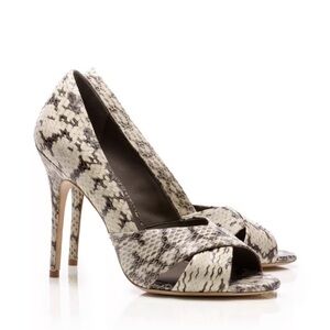 Tory Burch Amira Roccia Snakeskin Stiletto Heels Sandals - 8